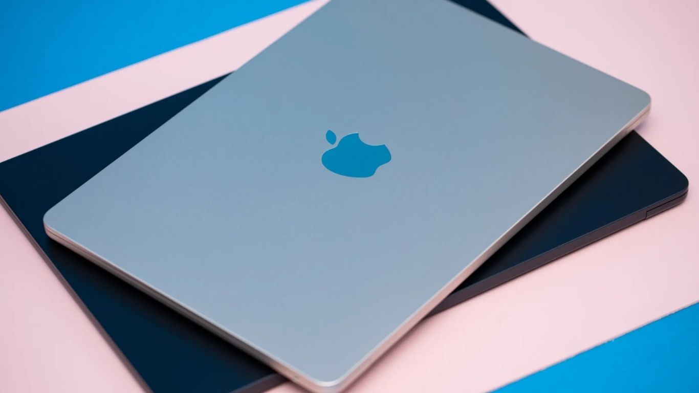 Thu mua MacBook Air giá cao tại TP.HCM (Intel, M1–M5). Báo giá nhanh, không ép giá, thanh toán ngay 15–30 phút. Nhận thu tận nơi. TheTekCoffee uy tín, minh bạch.