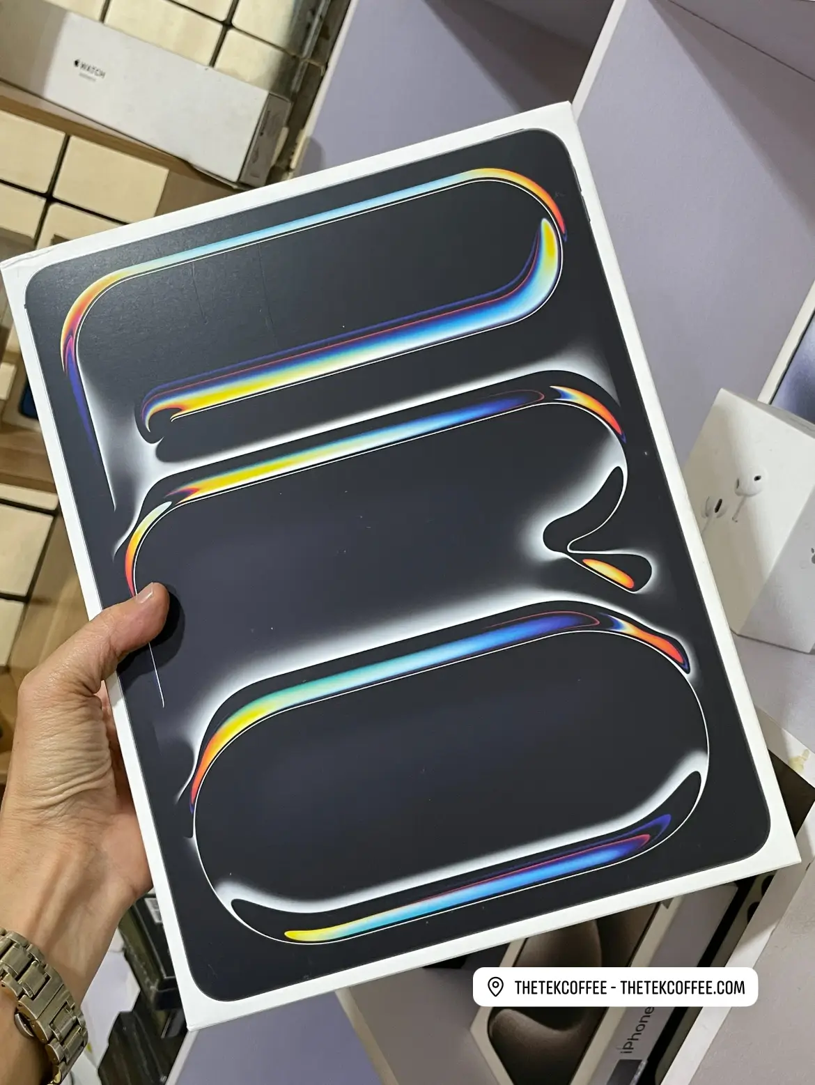 Mua iPad Pro M5 chính hãng giá tốt tại TheTekCoffee. Chip M5 mạnh nhất, hỗ trợ Trade-in, trả góp, giao nhanh TP.HCM.