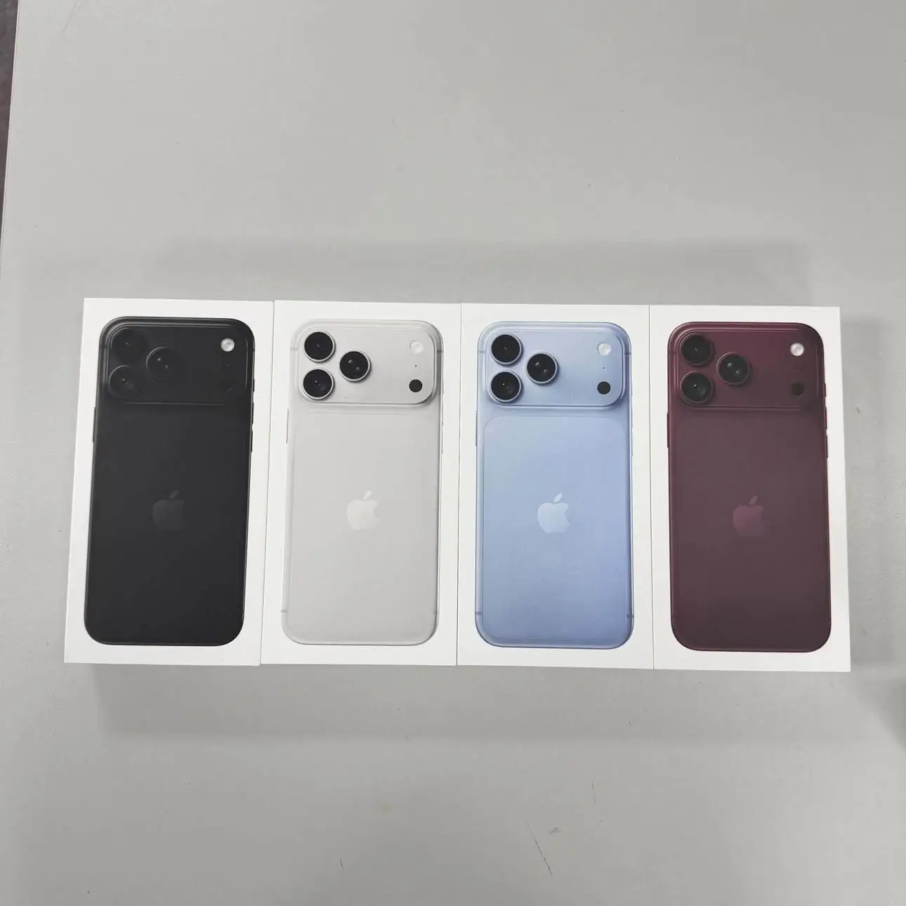 Mở hộp iPhone 18 Pro Max: Trải nghiệm thực tế tất cả màu sắc